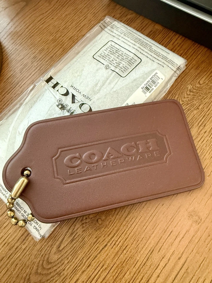 Descatalogado COACH XL Cartera Grande Marrón Etiqueta Colgante Dije Cuero Nuevo con Etiquetas En Envoltura Foto 4 de 4