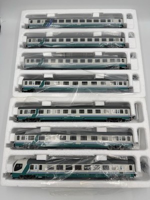 A.C.M.E HO Scale 55001 & 55025 Intercity Plus 7 Coach Set Trenitalia 