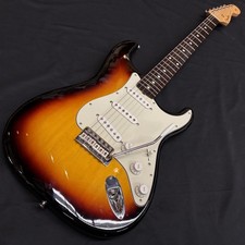 Fender Japan Made in Japan Traditional II 60s 3Color Sunburst Stratocaster