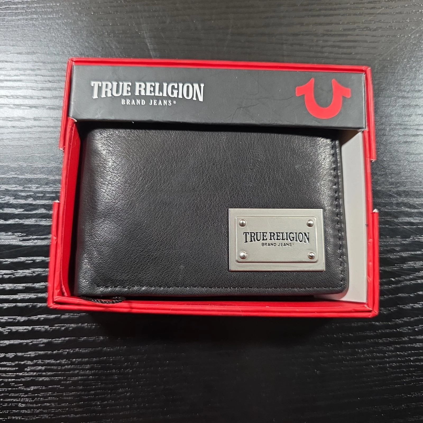 True Religion Bi Fold Wallet Men's Black / Chrome Logo RFID Premium Leather NWT