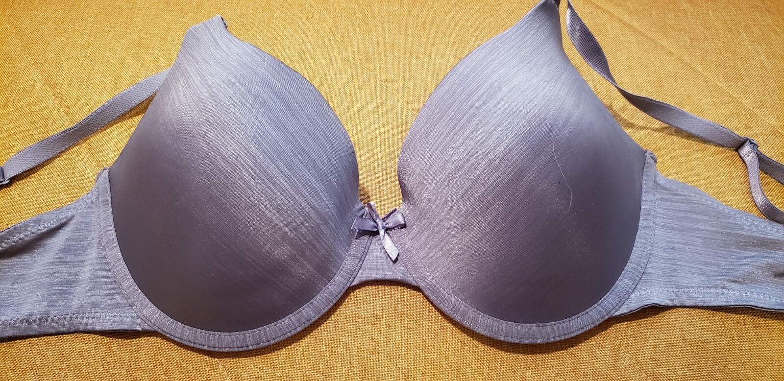 SECRET TREASURES INTIMATES womens bra size 36 D Gem