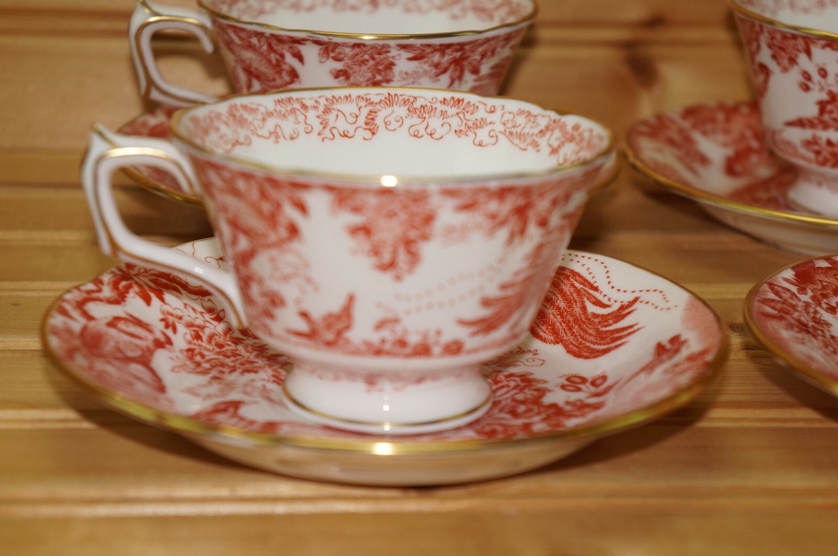 Royal Crown Derby Red Aves (4) Cups, 2 1/2 Royal Crown Derby Red Aves (4) Cups, 2 1/2