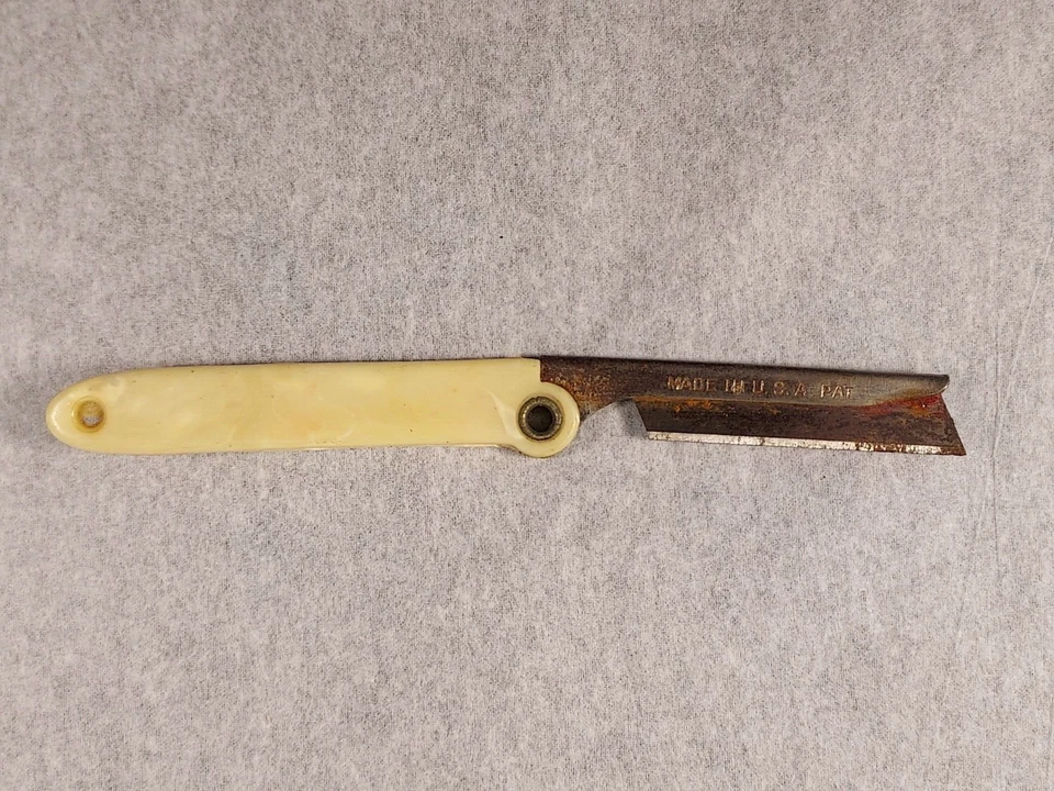 Cuchillo de afeitar vintage Gits "Millers Auto Supplies" Klines Village Harrisburg, Pensilvania Foto 3 de 4