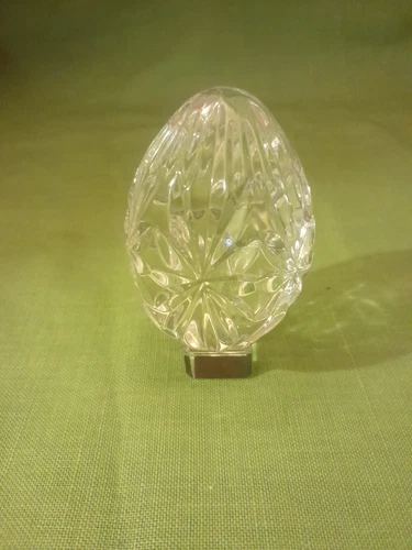 Vintage 1990's Waterford Crystal Annual EGG with Glass Base