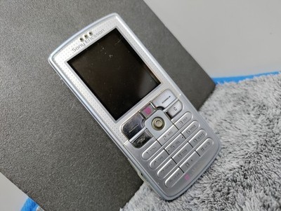 SONY ERICSSON D 750i HANDY + ZUBEHÖR