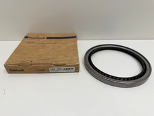 NEW IN BOX GARLOCK KLOZURE OIL SEAL 21086-2843