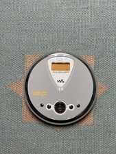 Sony Walkman D-NE300 Atrac3plus MP3 CD Player Walkman Silver Tested - Works