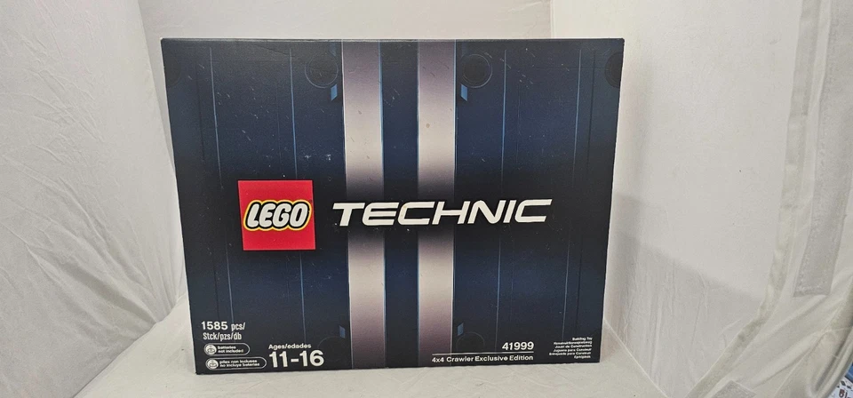 New Sealed LEGO TECHNIC: 4x4 Crawler Exclusive Edition (41999) LIMITED EDITION!! - Image 2 of 2