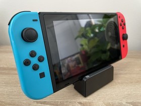 Nintendo Switch Console Neon Blue/Red Joy-Con 128GB Docks Case and Accessories