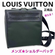 Excellent Condition  Louis Vuitton Sayang Shoulder Bag Taiga M30908