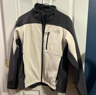 The North Face TNF Apex Men’s Softshell Full-Zip Jacket, Zipped Pockets S - Image 1 of 4