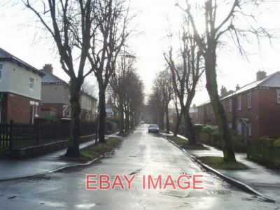 PHOTO  CRAGG AVENUE HORSFORTH LOOKING EAST FROM STANHOPE DRIVE. 2006