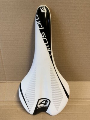 Forza 4ZA Cirrus Pro Carbon Schienensattel 145 mm weiß / schwarz