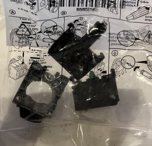 Allen-Bradley #800F-MN5WX10 LED Contact Modules With Latch White - Picture 4 of 4