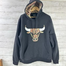 FISLL NBA Men's Large Chicago bulls Moroccan Aztec Detail Hoodie Black