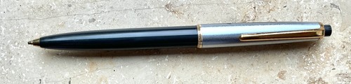 SHOPRETOURE! MONTBLANC #39 S Kugelschreiber, dunkelgraues Unterteil!