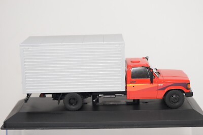 Excellent Whitebox 1/43 1985 Chevrolet D-40 D40 Box Truck Red & Silver