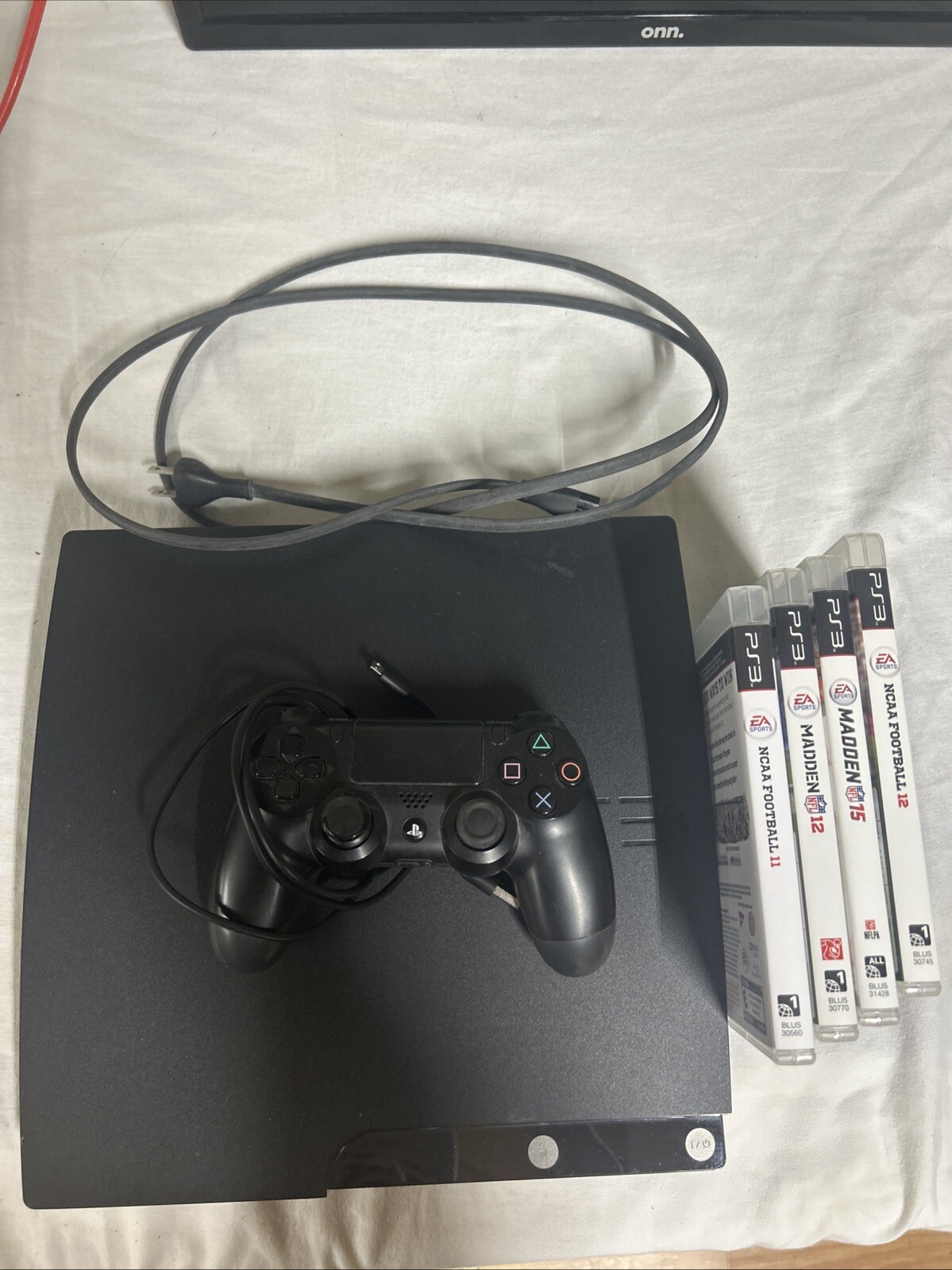 ps3 console bundle Lot One Remote Four Games
