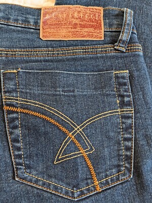 Z Cavaricci Jeans Women's Size 10 Great Rolled Up Or Down EUC Blue Denim  Y2K EUC