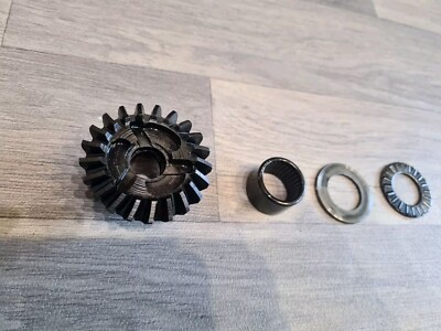 OMC Evinrude Johnson 390295 Forward Gear & Bushing Outboard 