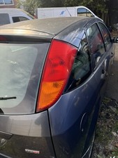 2001- 2005 FORD FOCUS 1.8 TDCI BREAKING OS DRIVERS SIDE REAR LIGHT