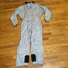 Marker Women's 14 Snowsuit Ski One Piece Light Gray Hooded Pockets Zipper Warm