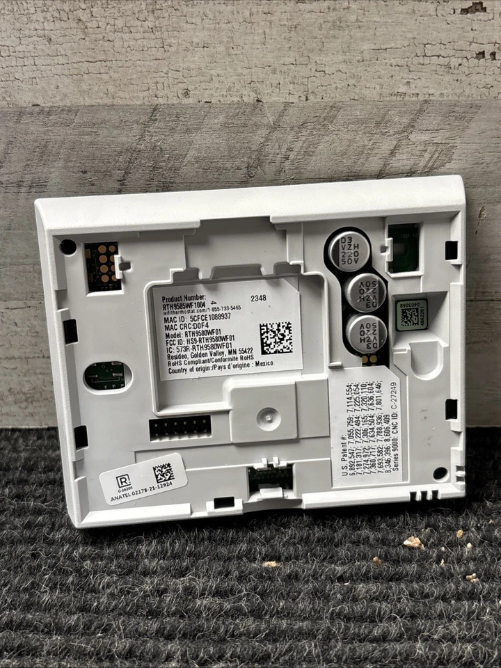 Honeywell Home RENEWRTH9585WF/U Smart Color Thermostat Renewed Silver - Image 3 of 4