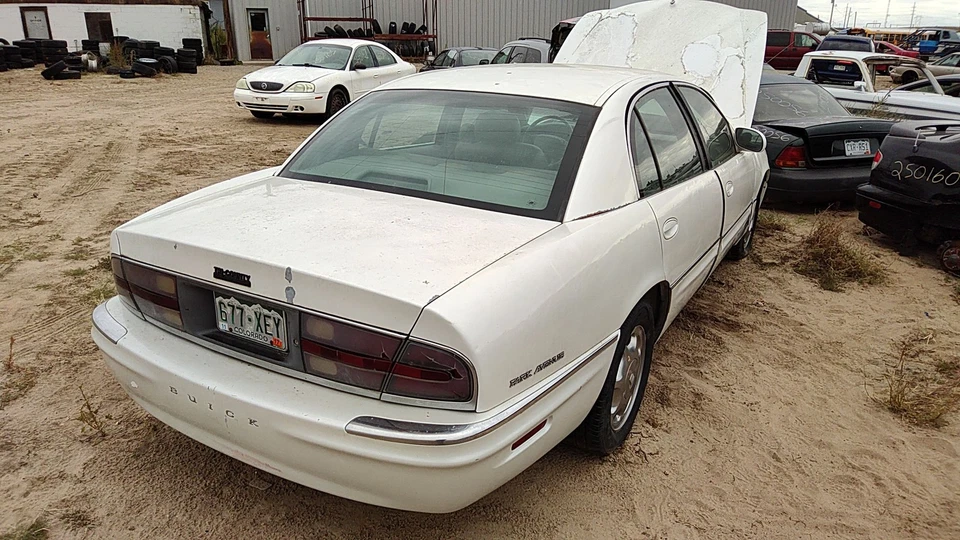 97-05 别克 Park Ave 发球杆左后背控制臂带关节轮毂组件 — 第 3/4 张图片