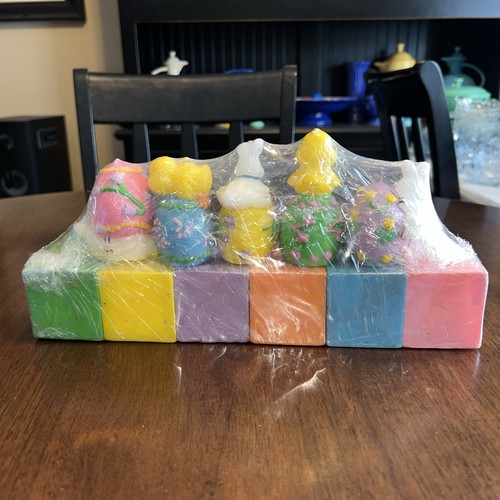 Vintage Happy Easter Candle Set Rabbits Chicks Eggs - Picture 4 of 10