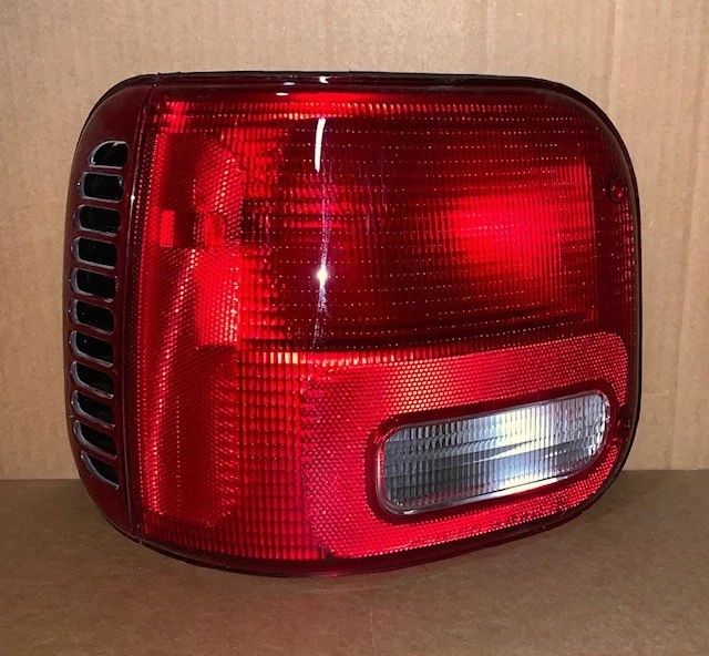 Dodge Ram 3500 1994-2003 furgoneta ram 2500 furgoneta parada trasera lámpara de respaldo 4882685 nuevo OEM Foto 3 de 3