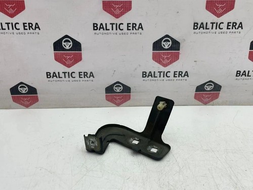 BMW 3 F30, F80 Kotflügelhalter vorne links 7255821 2.00 Diesel 2012 31532567