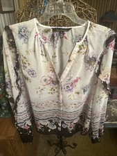 Top donna White House Black Market taglia media