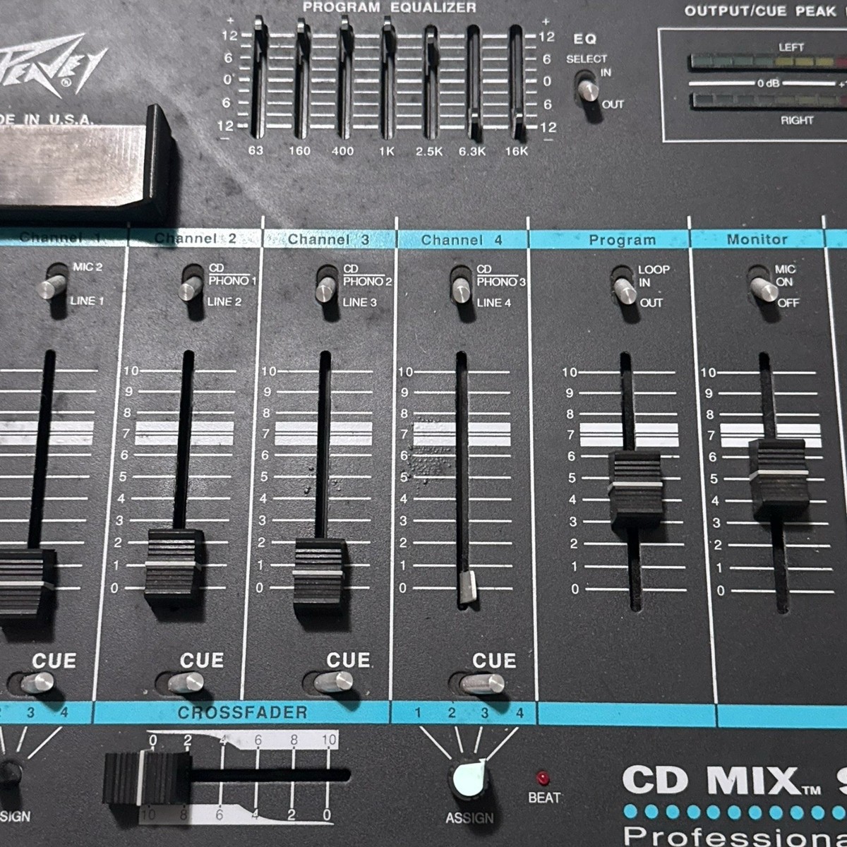 Peavey CD Mix 9072A Professional DJ Mixer With Power Cord And