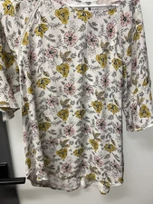 Loft White Floral Short Flutter Sl Ve Ladies Blouse - Size L