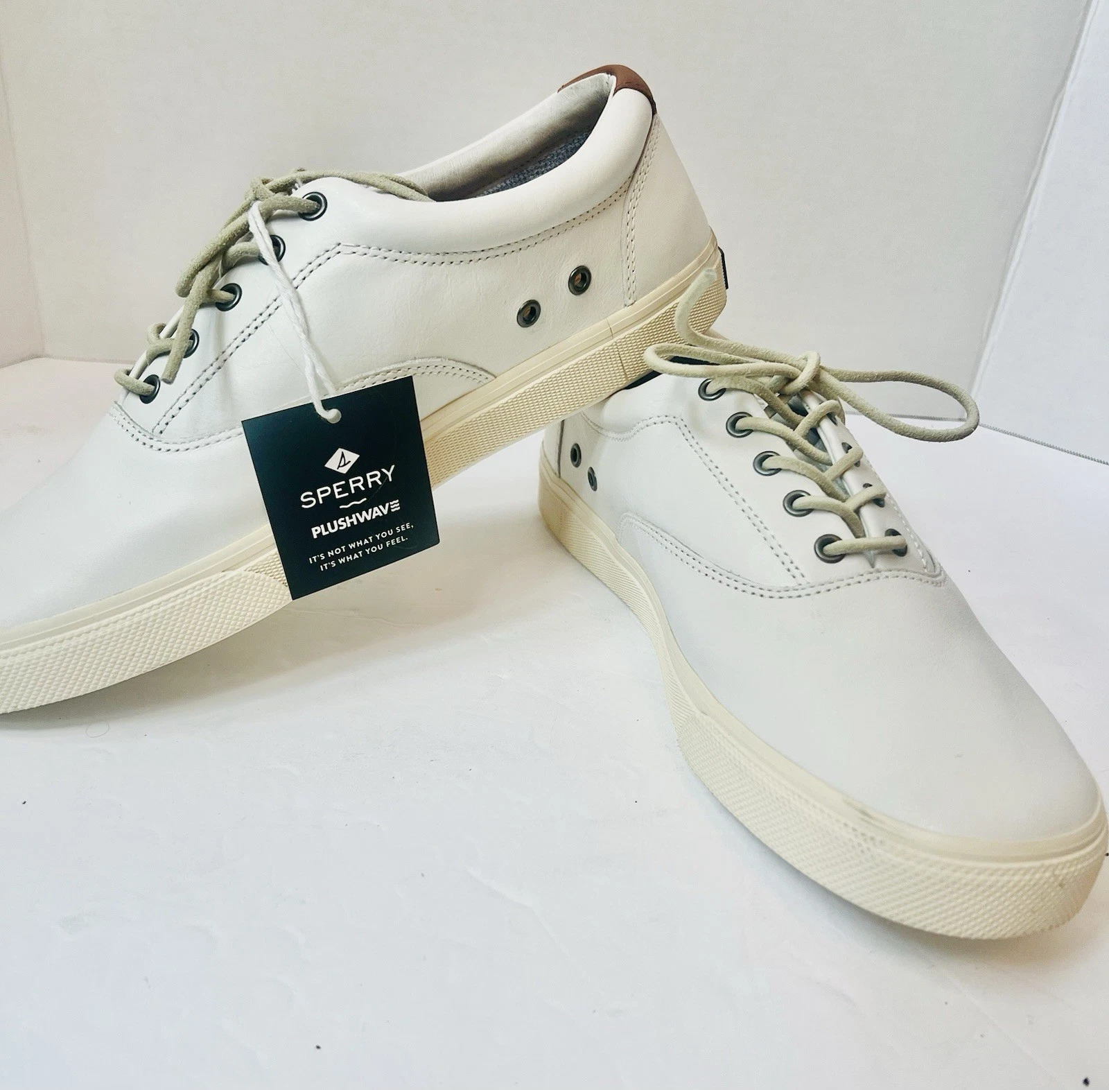 Sperry Top-Sider Striper Plushwave CVO Gold Cup Addition sneakers for men.
Opens in a new window or