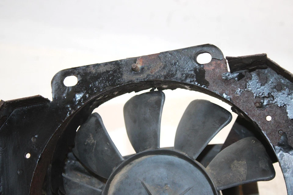 Ventilador de refrigeración Polaris Sportsman 335 1999 OEM con montaje 4170024 AP77 Foto 2 de 4