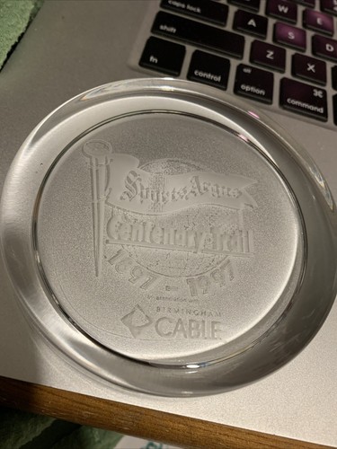 Paperweight Sports Argus Centenary Engraved And Decorated Glass Boxed Rare Item - Picture 5 of 14