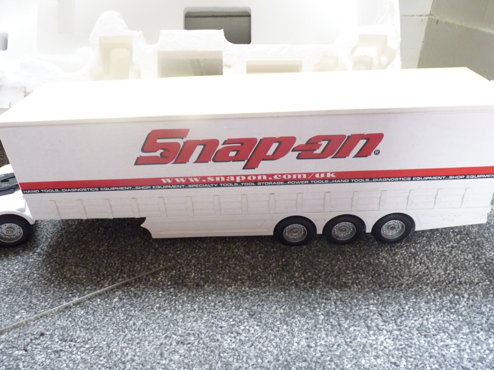 RARE SNAP ON TOOLS ADVERTIZING R/C RADIO CONTROLLED "BIG TRUCK" 118