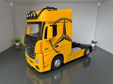 Mercedes Benz Actros Truck  1:24 Scale Diecast Model Collectors