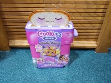COOKEEZ Makery Toasty Treatz with Surprise Scented Plush Pet BRAND NEW SEALED