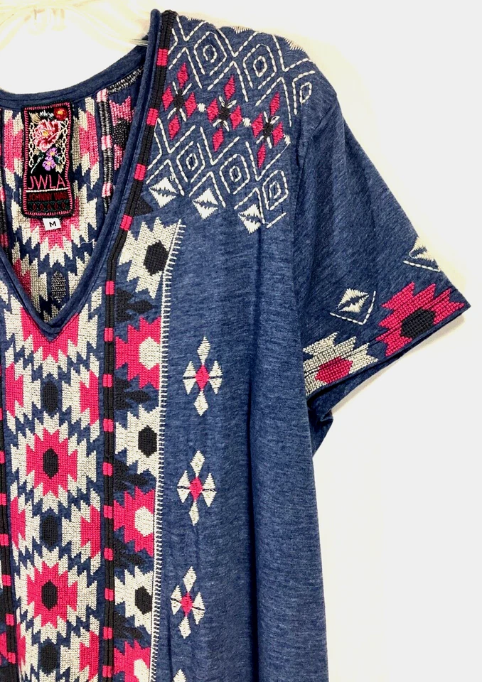 Camiseta túnica JWLA JOHNNY WAS tamanho M bordada sudoeste manga curta gola V - Imagem 4 de 4