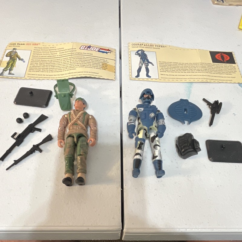 G.I. Joe Big Ben & Cobra Alley Viper 2-Figure Lot w/ Accessories & File Cards