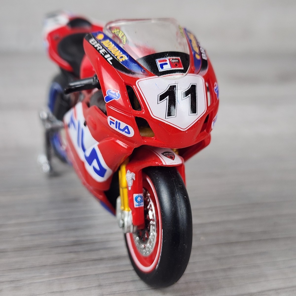 Ducati 999 F03 Ruben Xaus #11 Fila WSBK Diecast Racing 1:18 Model