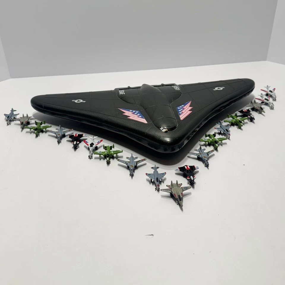 1989 Micro Machines Black Grey Stealth Bomber Carring Case w/ 19 Aircraft Toys - Image 3 of 4