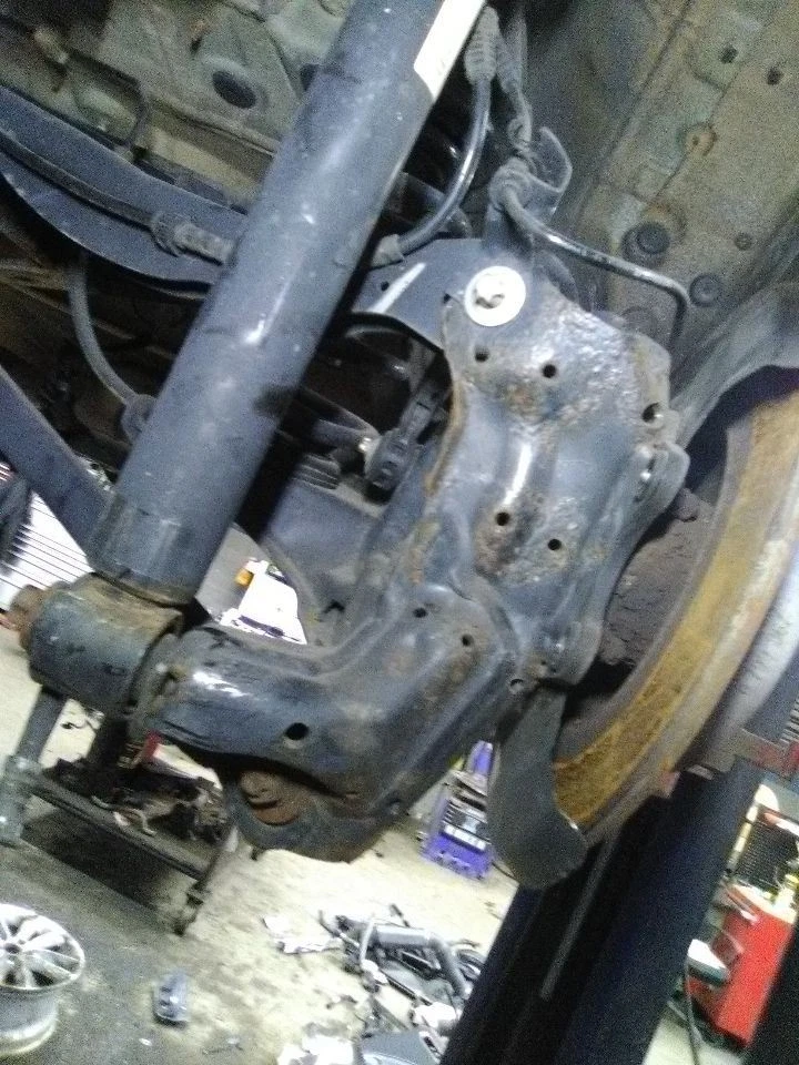 Mini Cooper Clubman 2017 pasajero derecho brazo de control inferior brazo trasero Foto 3 de 4