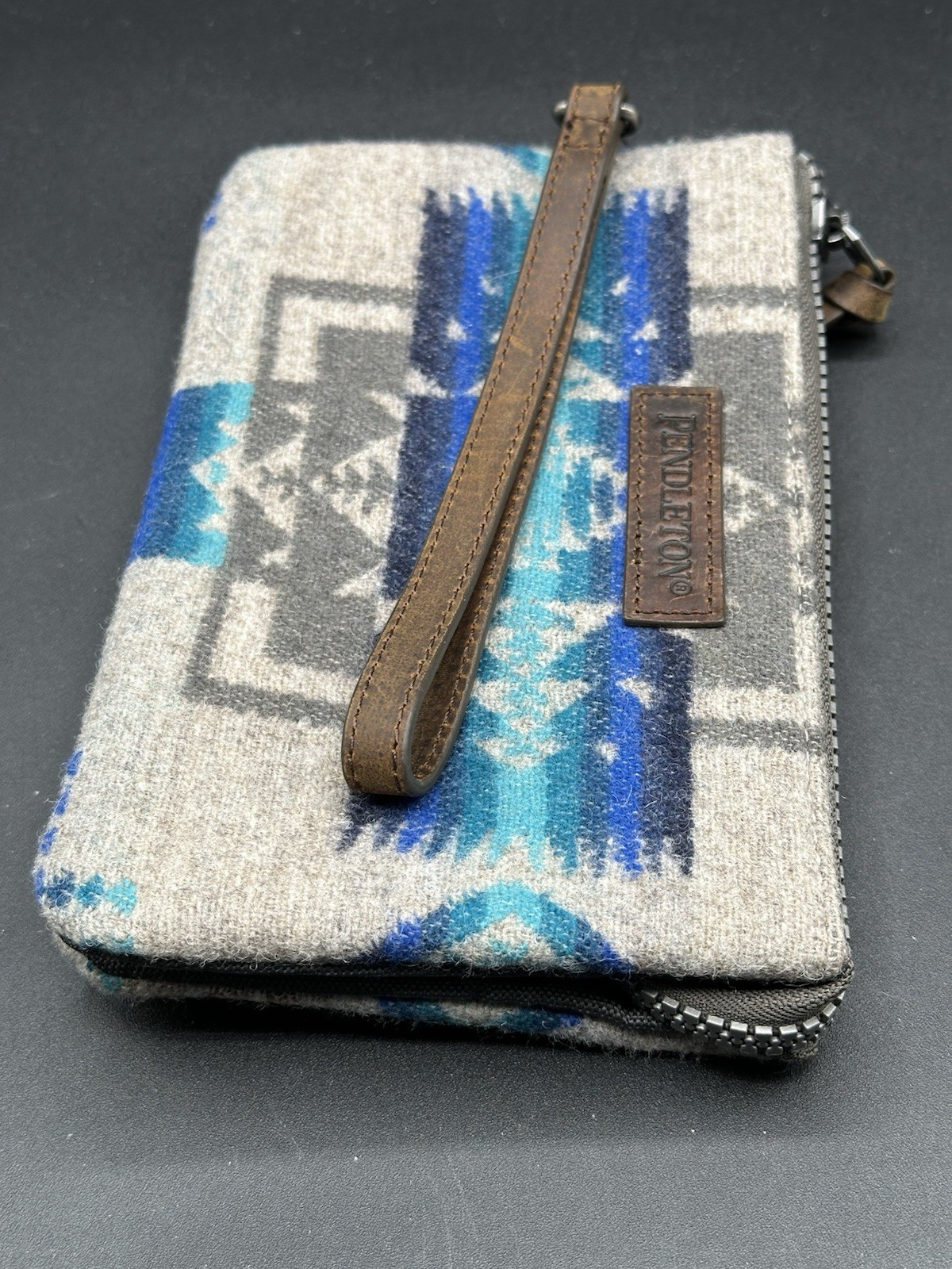 Pendleton Three Pocket Keeper Chief Joseph Blue - image 2