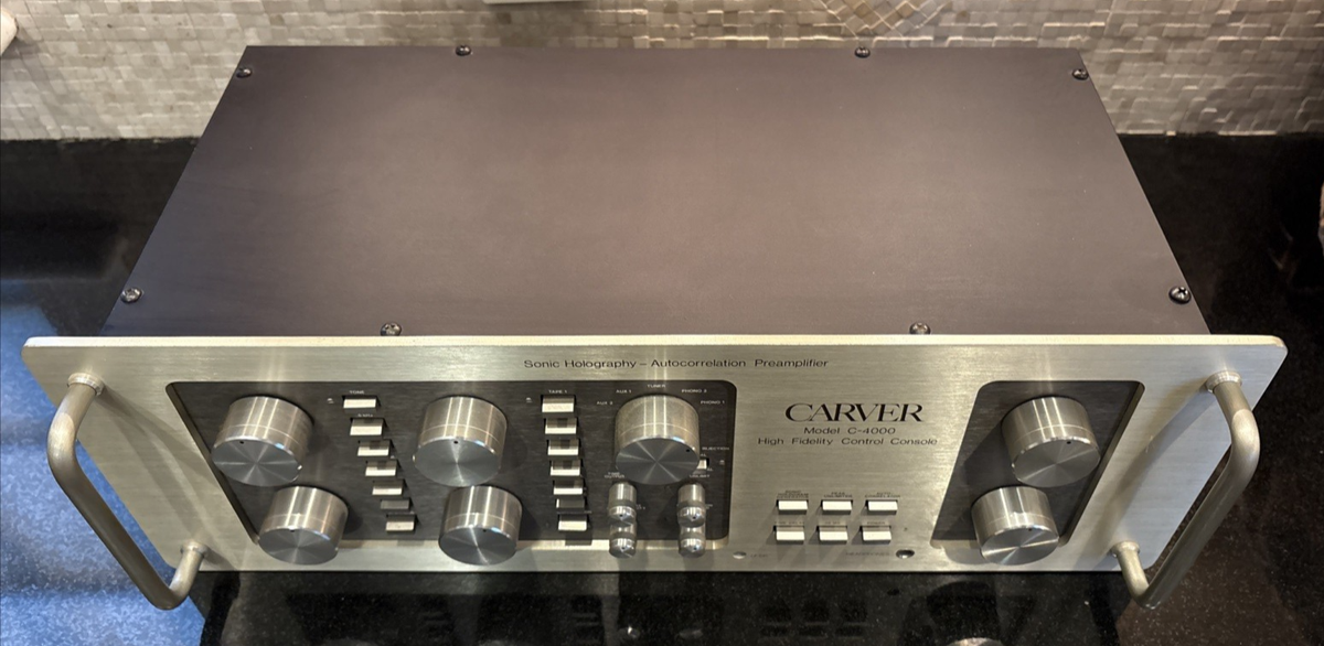 Carver C4000 Holographic preampli - Photo, audio & vidéo