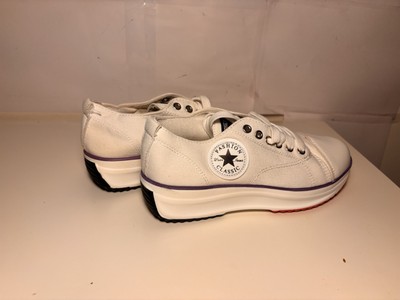 White Fashion Classic Womens Sneakers - Size 6