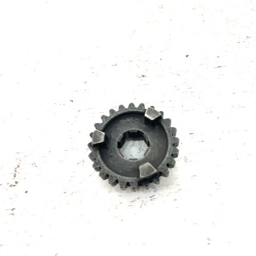 GEAR, 4TH DRIVEN (NT:24)