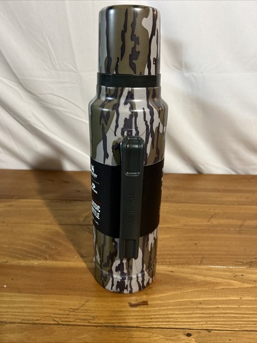 Botella clásica Stanley Heritage - 1,5 cuartos/1,4 L (mossy Oak Bottomland) - Imagen 5 de 11